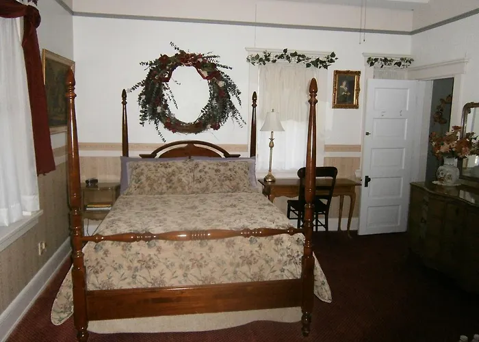Francies Inn Отель типа "постель и завтрак" Du Quoin