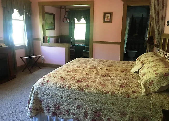 Отель типа "постель и завтрак" Francies Inn 3*