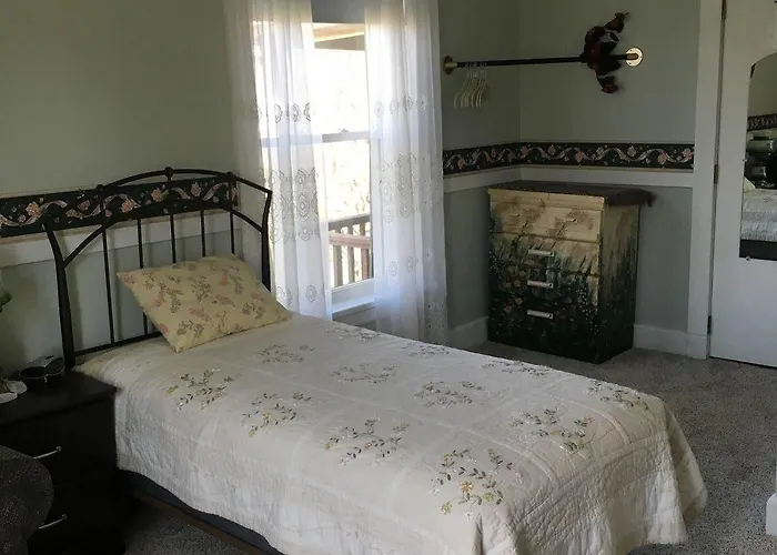 Francies Inn Отель типа "постель и завтрак" Du Quoin