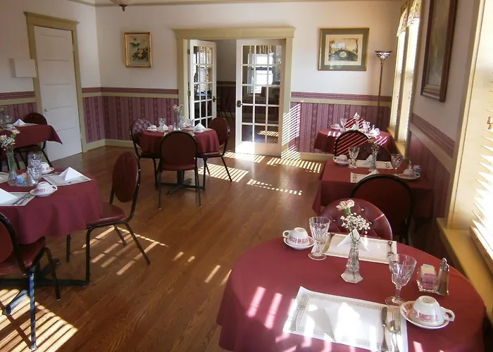 Francies Inn 3*