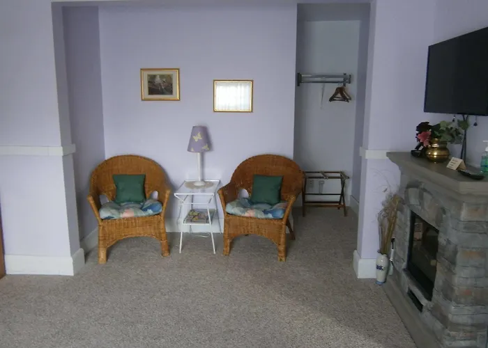 Отель типа "постель и завтрак" Francies Inn Du Quoin
