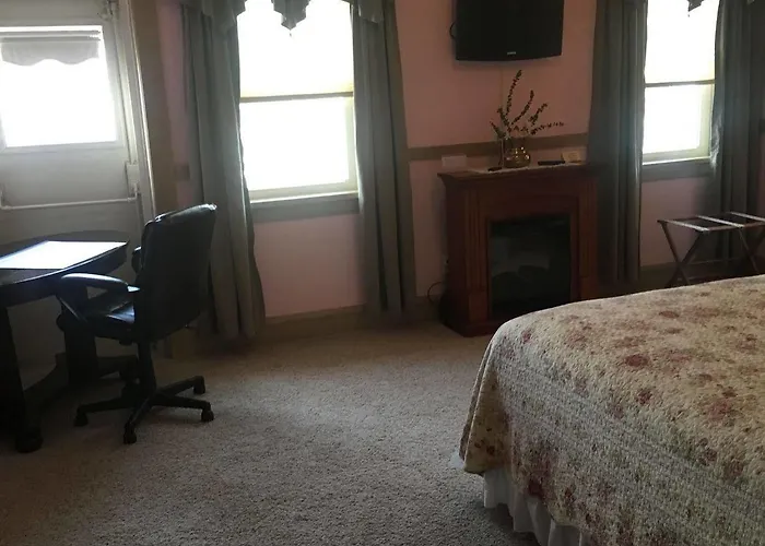 Отель типа "постель и завтрак" Francies Inn 3*