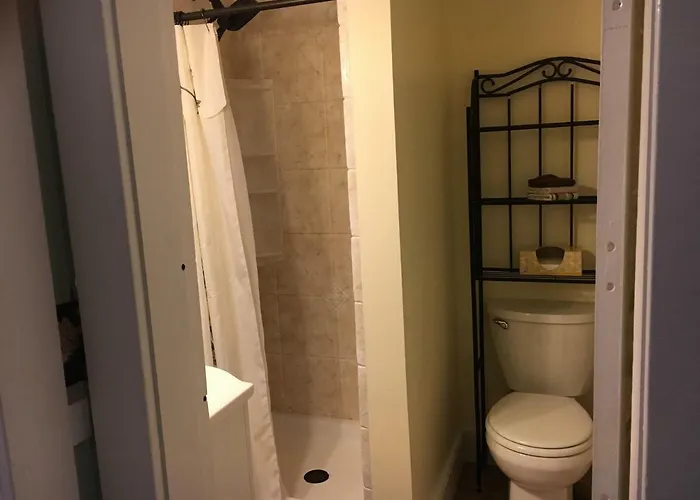 Отель типа "постель и завтрак" Francies Inn 3*