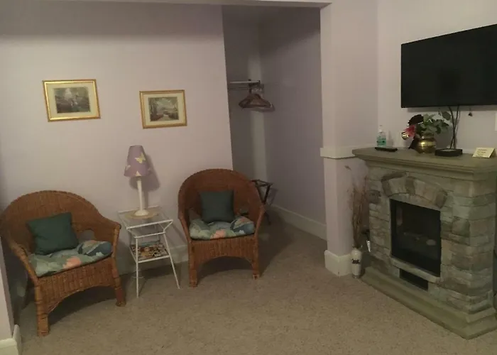 Отель типа "постель и завтрак" Francies Inn